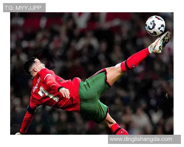 探寻足球明星前世的传奇故事与历史渊源揭秘