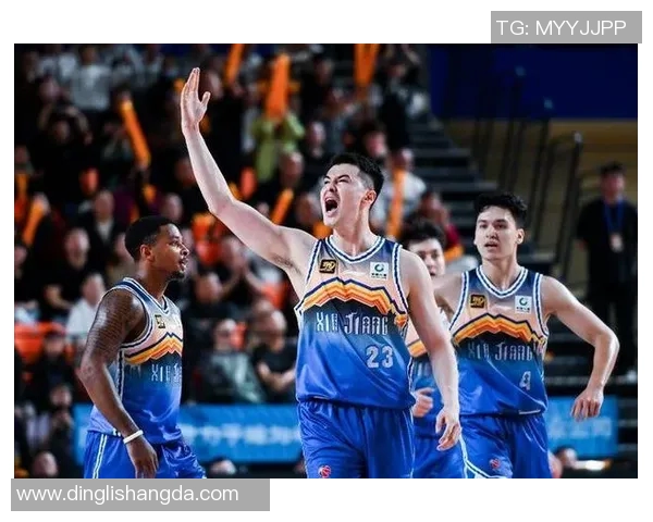 CBA新疆队对阵青岛队直播信息及赛前分析全面解读