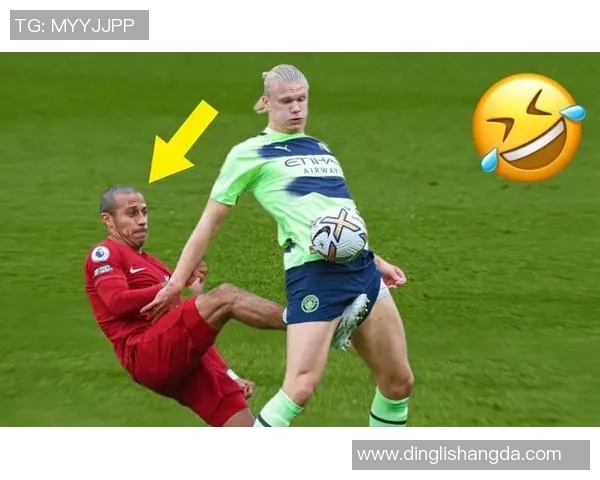 足球明星日常搞笑瞬间大盘点让你捧腹大笑的趣味时刻合集