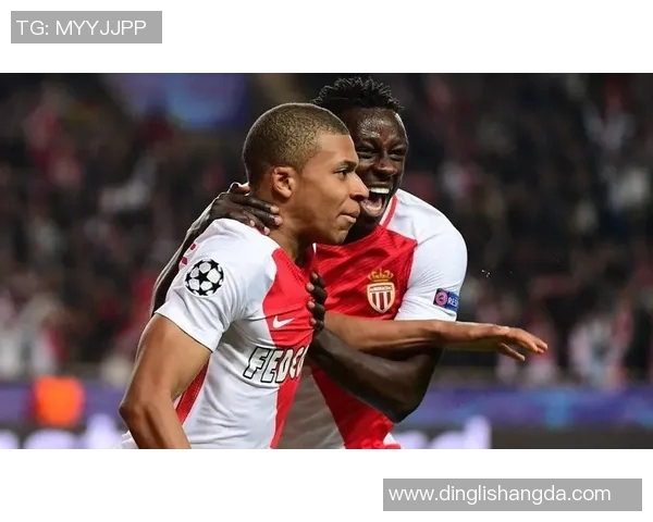 手球与篮球双星闪耀赛场揭秘运动员的成长与成就之路